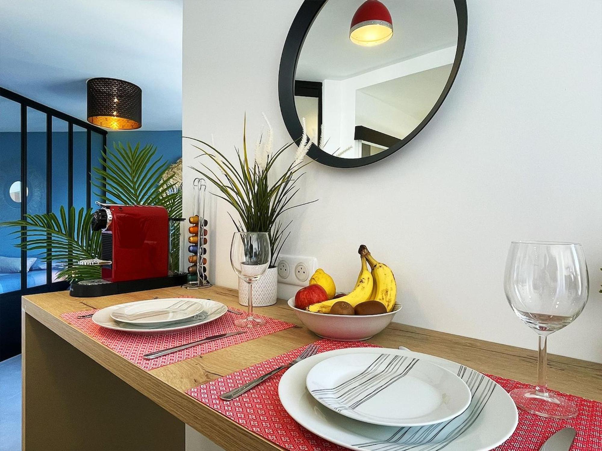 HOMEY SUPERCHILL - Appartement moderne et tout équipé - Netflix et WiFi inclus - Situé en Hyper-centre - Proche Genève Annemasse Extérieur photo